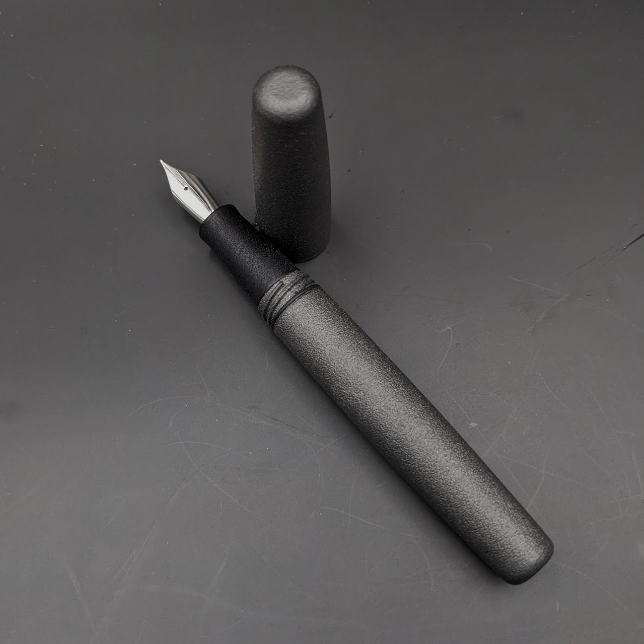 Lorem Ipsum Anthracite Gray
